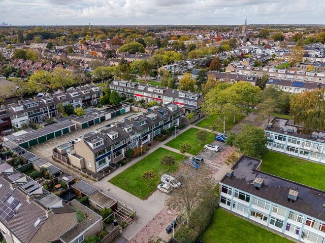 Anthonie van Dijcklaan 2, Voorschoten