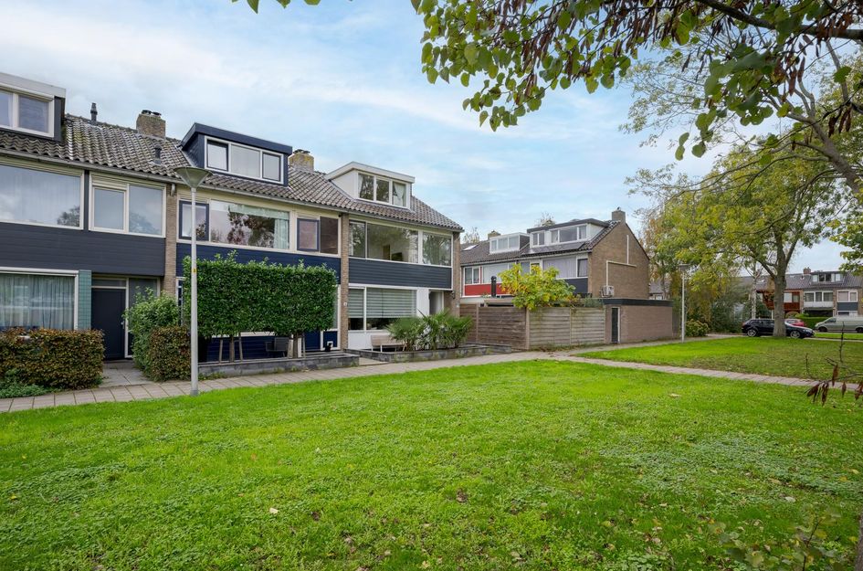 Anthonie van Dijcklaan 2