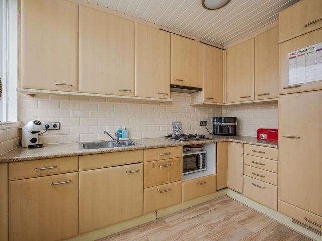 Anthonie van Dijcklaan 2, Voorschoten