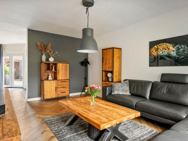 Prauw 32, Veenendaal