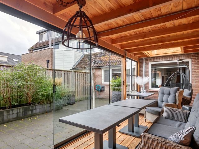 Prauw 32, Veenendaal