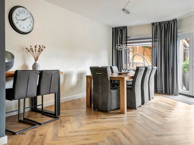 Prauw 32, Veenendaal