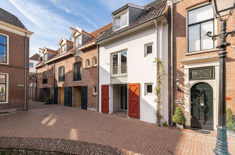 Kleine Kerkstraat 8