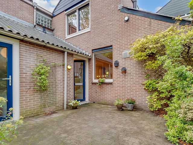 Esdoornlaan 10, Bilthoven