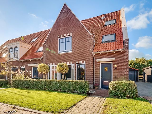 Hoofdweg 1349, Nieuw-Vennep