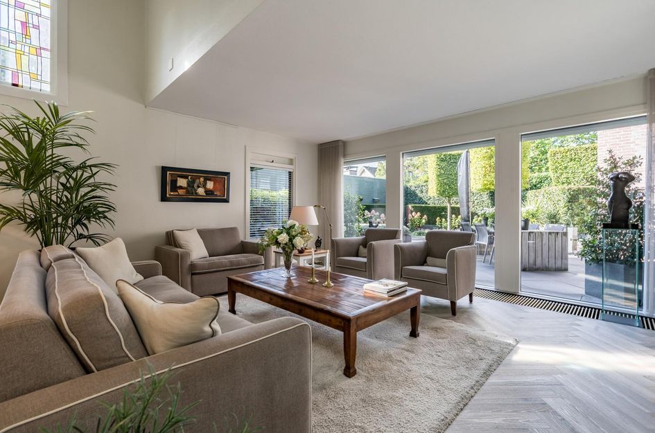 van Limburg Stirumstraat 4