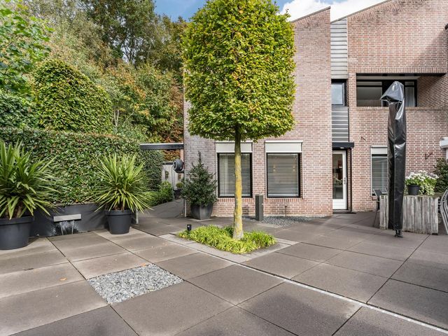 van Limburg Stirumstraat 4, Hoogeveen