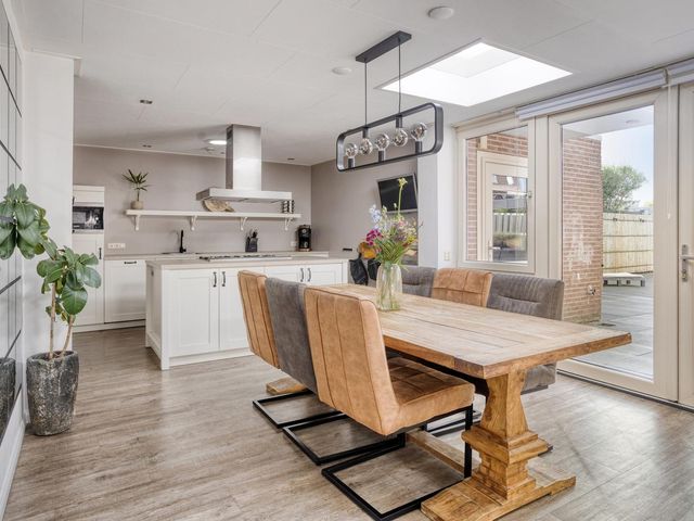 Stenenkamerstraat 10, Herveld