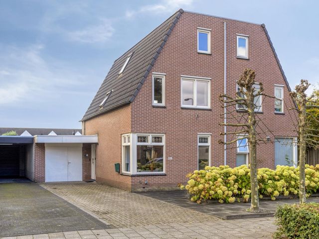 Stenenkamerstraat 10, Herveld