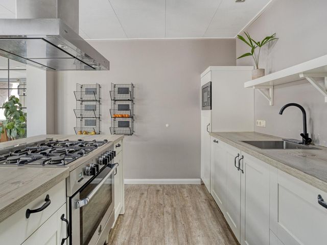 Stenenkamerstraat 10, Herveld