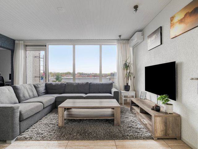 Reidans 60, Capelle aan den IJssel