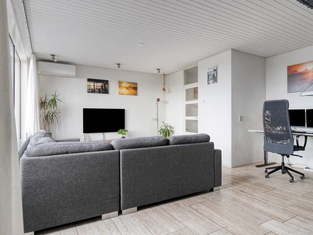 Reidans 60, Capelle aan den IJssel