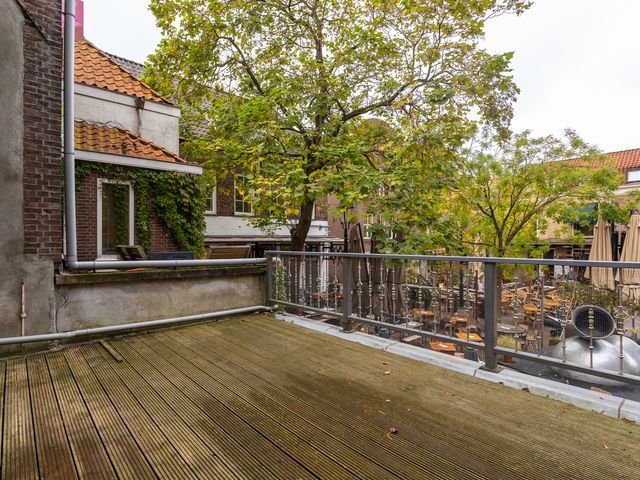 Heilige Geestkerkhof 21, Delft