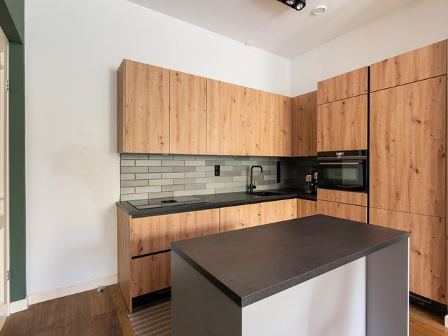 Spoorsingel 32B, Rotterdam