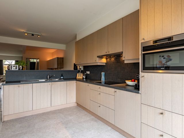 Parkstraat 38  , Ravels