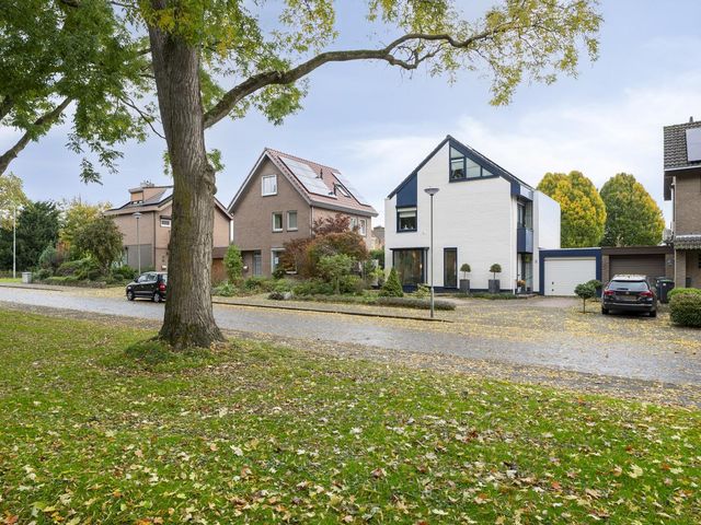 Rijnbeek 5, Geleen