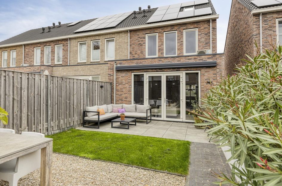 Titus Brandsmastraat 27