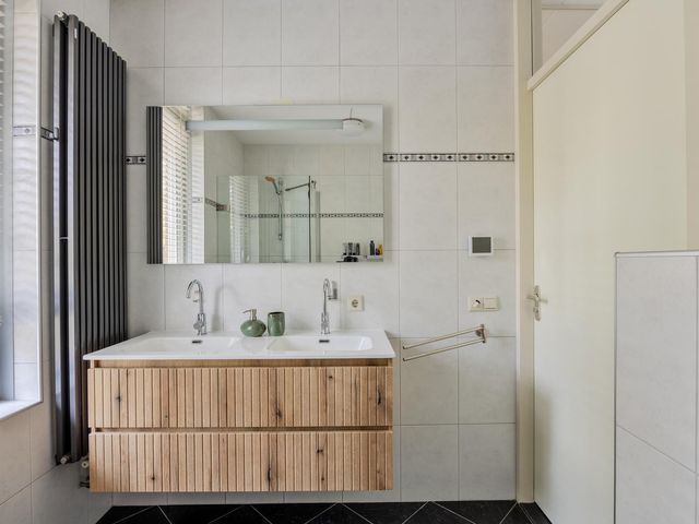 Televisiestraat 102, Roosendaal