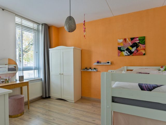 Televisiestraat 102, Roosendaal