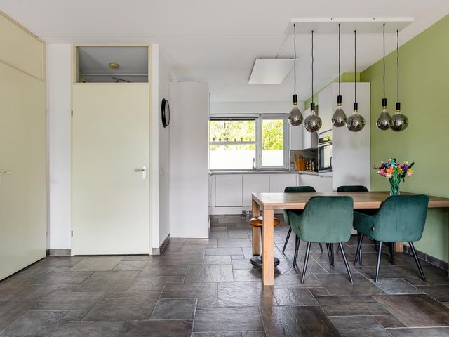 Televisiestraat 102, Roosendaal