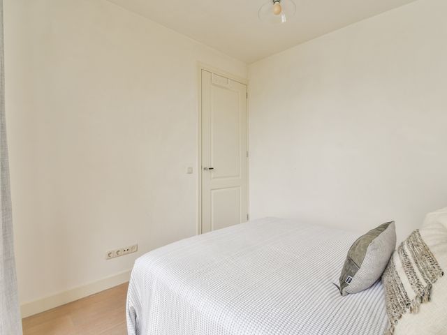 Luzacstraat 9 3, Amsterdam