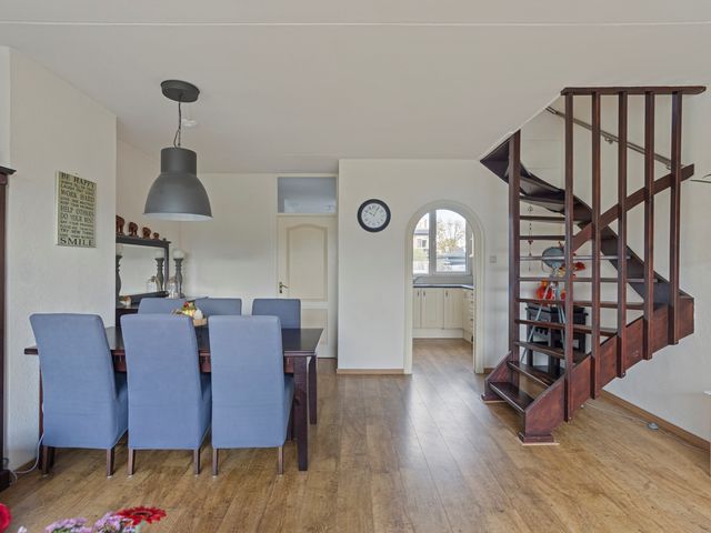 Doorzwin 1215, Julianadorp