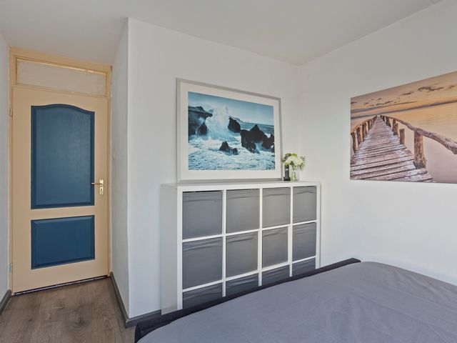 Doorzwin 1215, Julianadorp