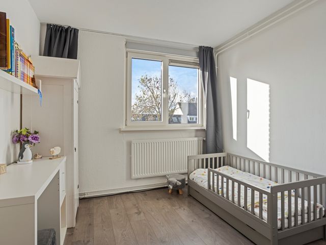 Doorzwin 1215, Julianadorp