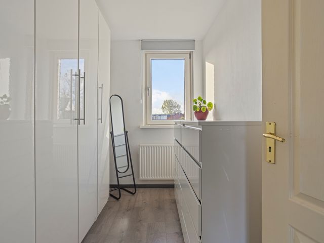 Doorzwin 1215, Julianadorp