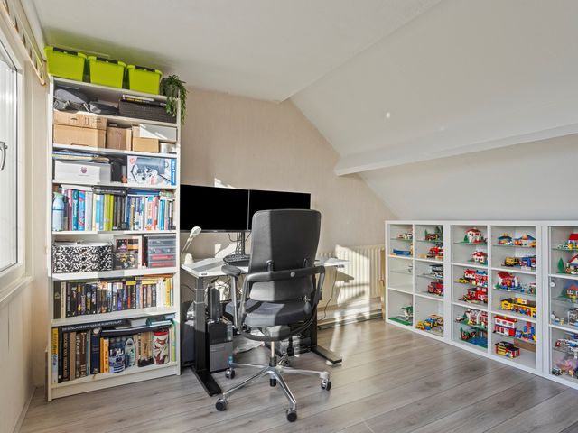 Doorzwin 1215, Julianadorp