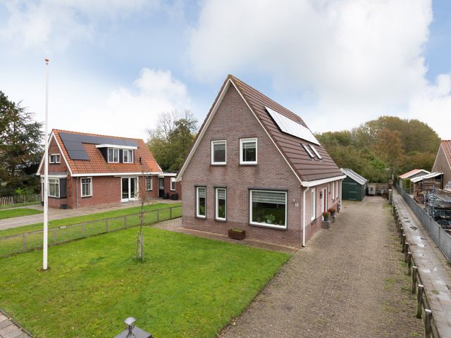 Waaxenserweg 11, Lollum