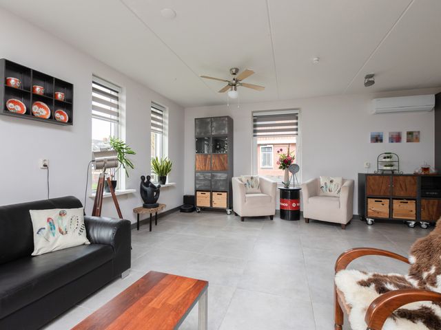 Waaxenserweg 11, Lollum