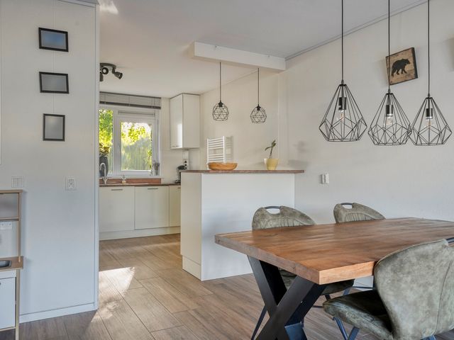 C. van Eesterenplein 54, Almere