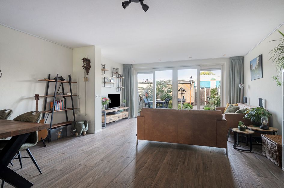 C. van Eesterenplein 54