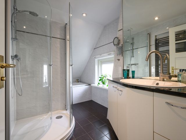 Clarissenhof 4, Duivendrecht