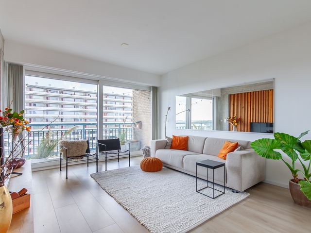 Burgemeester Hogguerstraat 261, Amsterdam