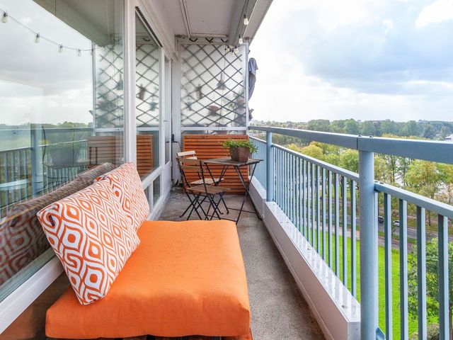 Burgemeester Hogguerstraat 261, Amsterdam