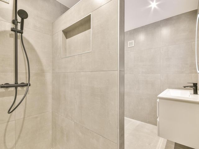 Leerdamhof 83, Amsterdam