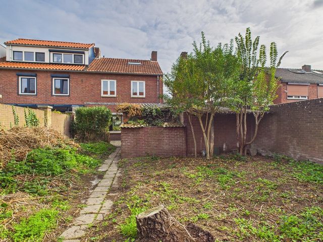 Begoniastraat 22, Roosendaal