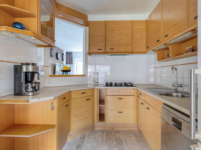 Klagerstuin 95, Zwaag