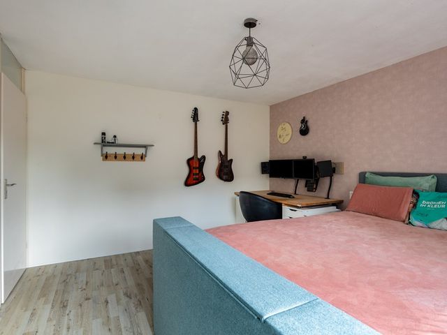 Klagerstuin 95, Zwaag