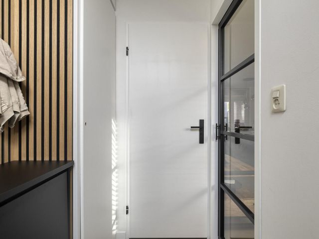 Watervliet 43, Krabbendijke