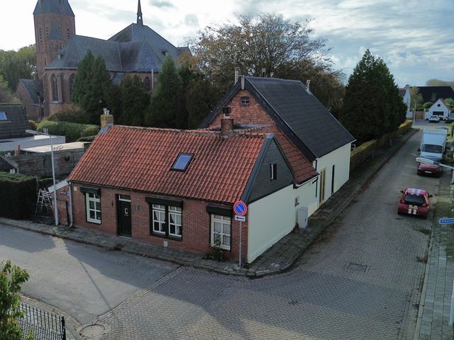 Kipstraat 2, Ossenisse