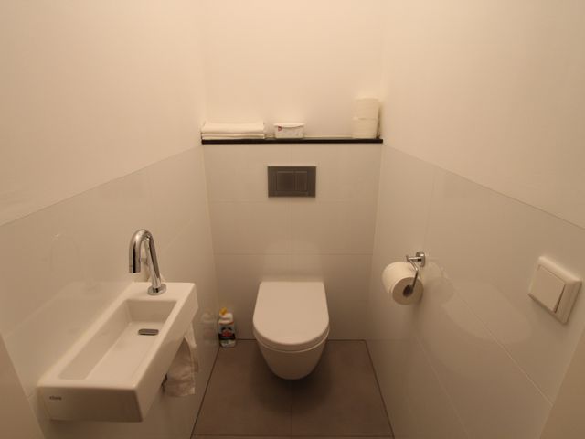 Zeelandiahoeve 273, Amstelveen