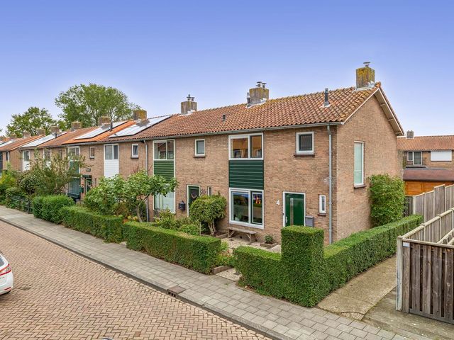 Trompstraat 4, Rozenburg