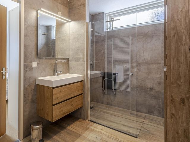 Reepijzer 8, Hardinxveld-Giessendam