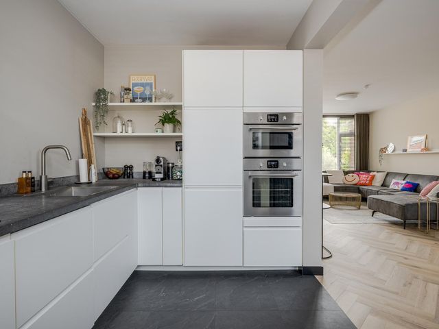 Jan van Brakelplantsoen 10, Voorschoten