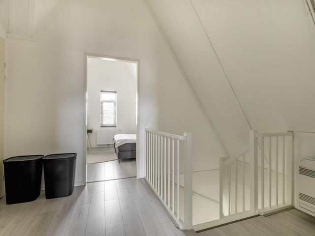 Velskampstraat 24, Velden