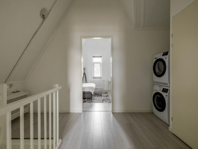 Velskampstraat 24, Velden