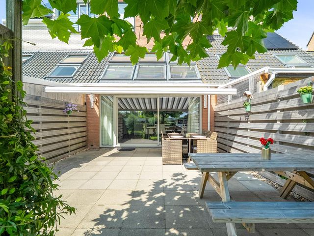 Andromeda 106, Den Helder